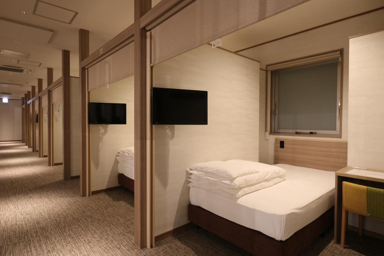 Cabin & Capsule Hotel J-Ship Osaka Namba Eksteriør billede